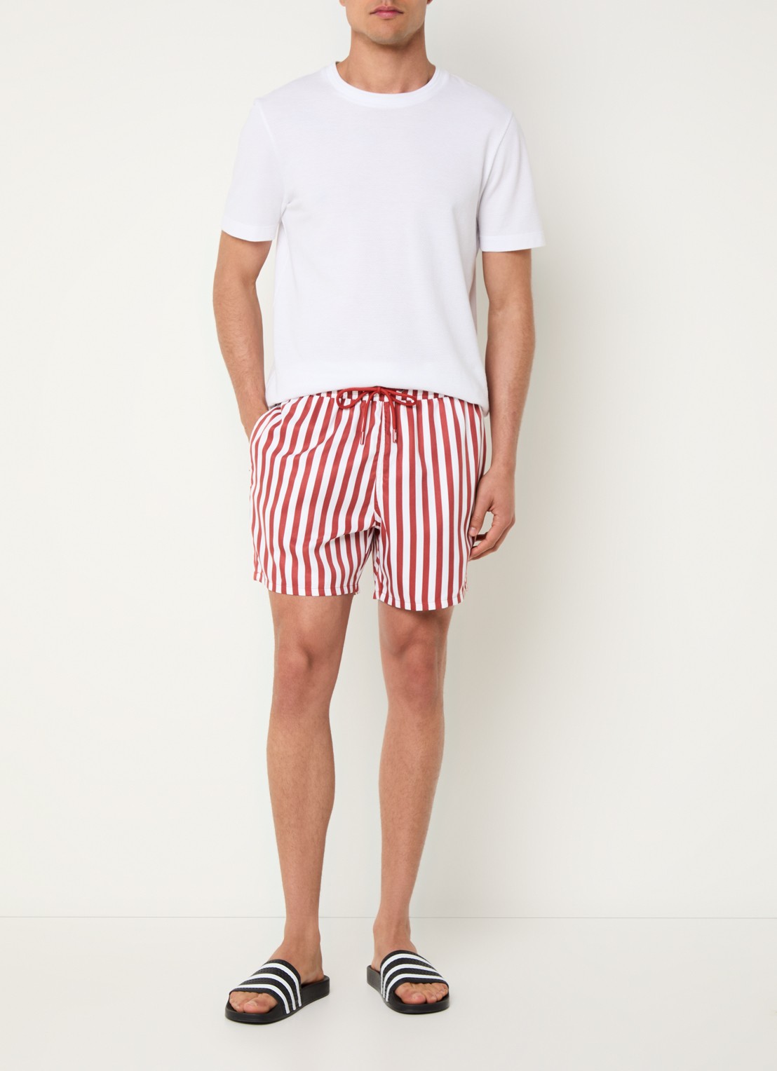 Pockies Brick zwemshorts met streepprint en ritszakken - voorkant 2 rood