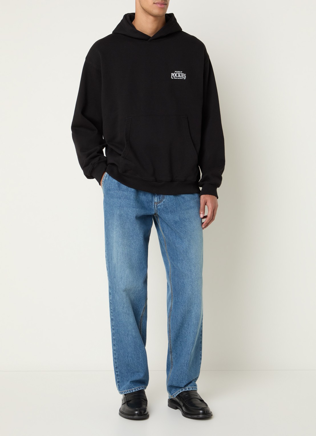 Pockies Herd hoodie met logo- en backprint - voorkant 5 zwart