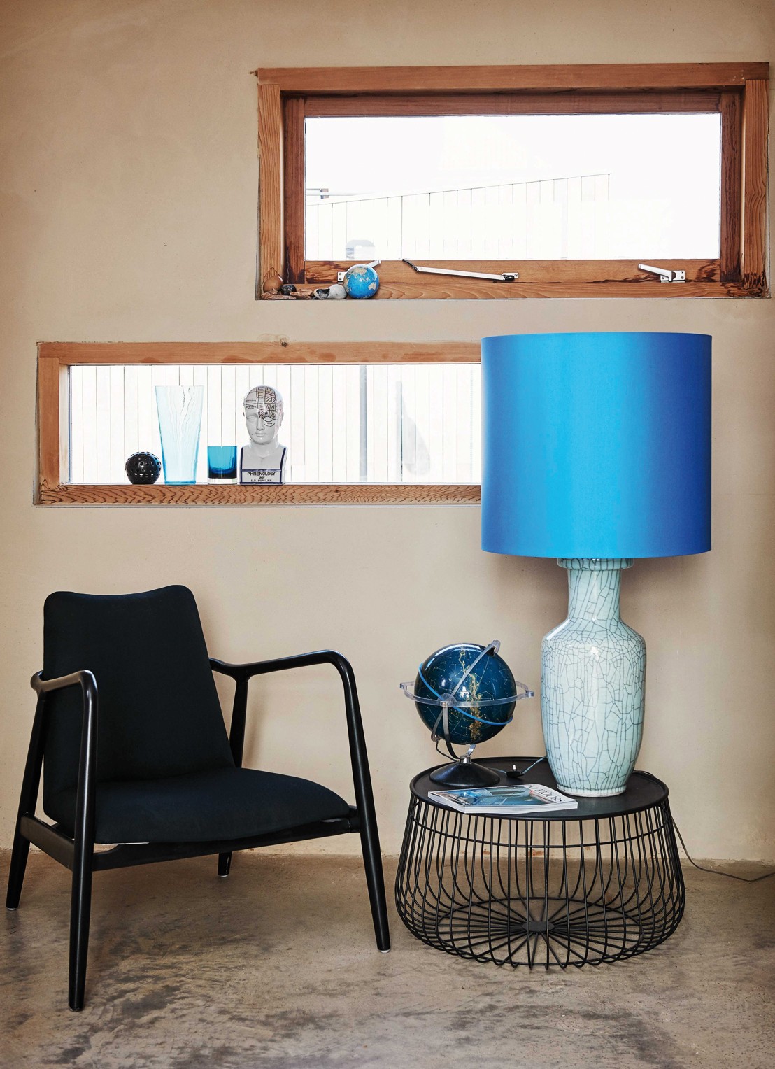POLSPOTTEN Chair Charles fauteuil - voorkant 3 zwart