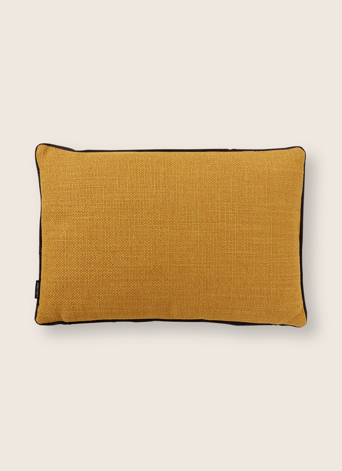 POLSPOTTEN Smooth sierkussen 40 x 60 cm  - voorkant 2 okergeel