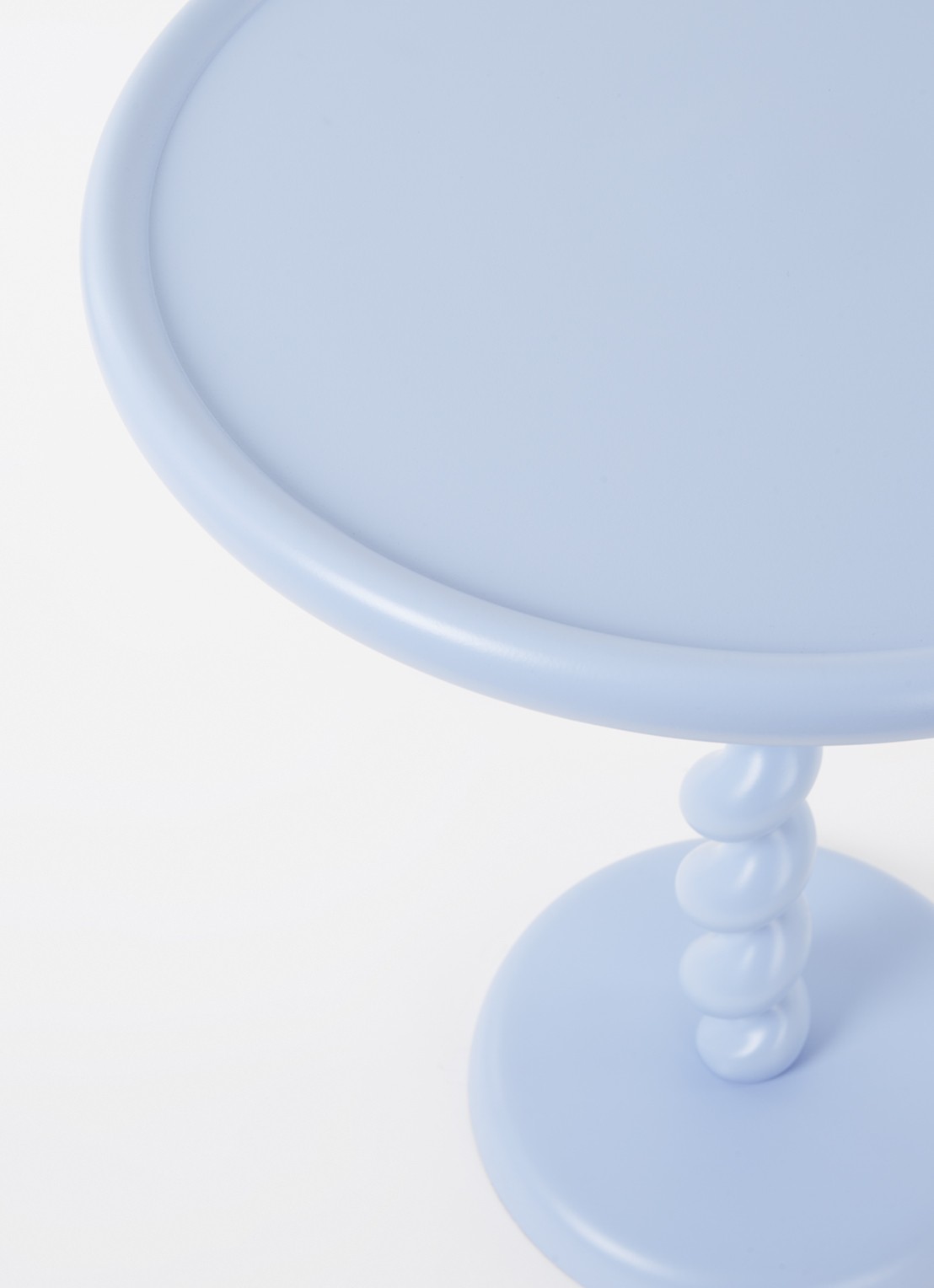 POLSPOTTEN Twister bijzettafel 56 cm - voorkant 2 lichtblauw