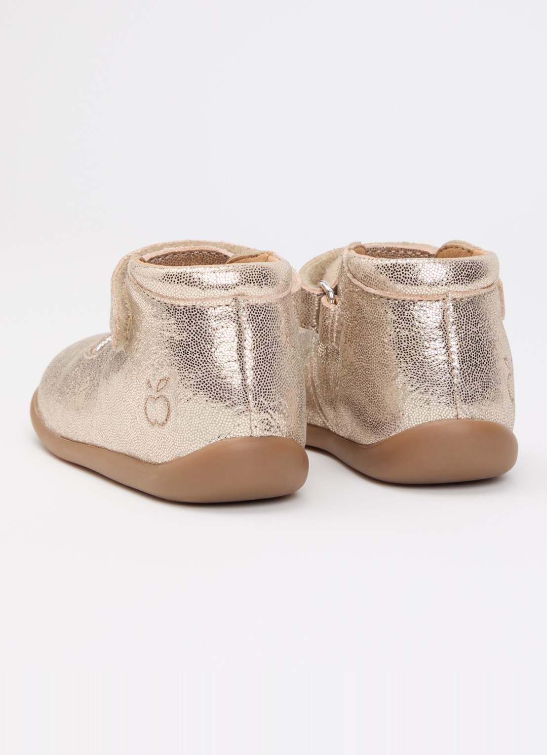 Pom d'Api Stand Up Mary instappers van leer met metallic finish - achterkant 4 goud