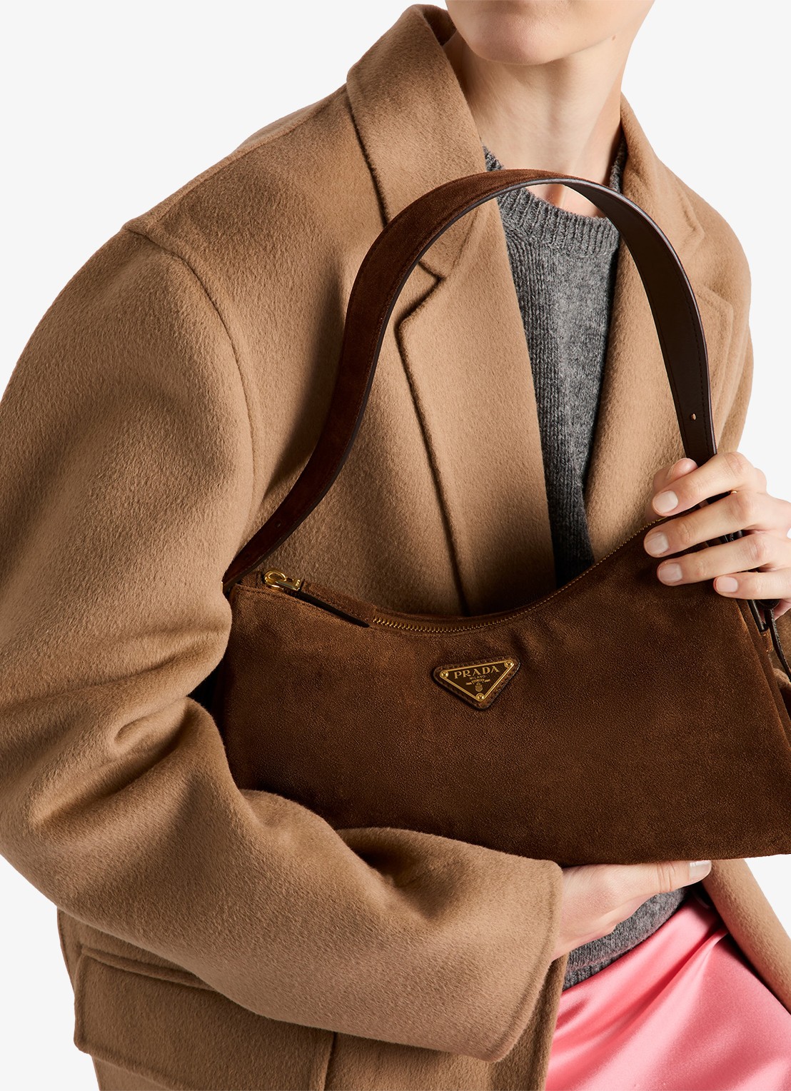 Prada Aimée Medium schoudertas van kalfssuède - voorkant 2 donkerbruin