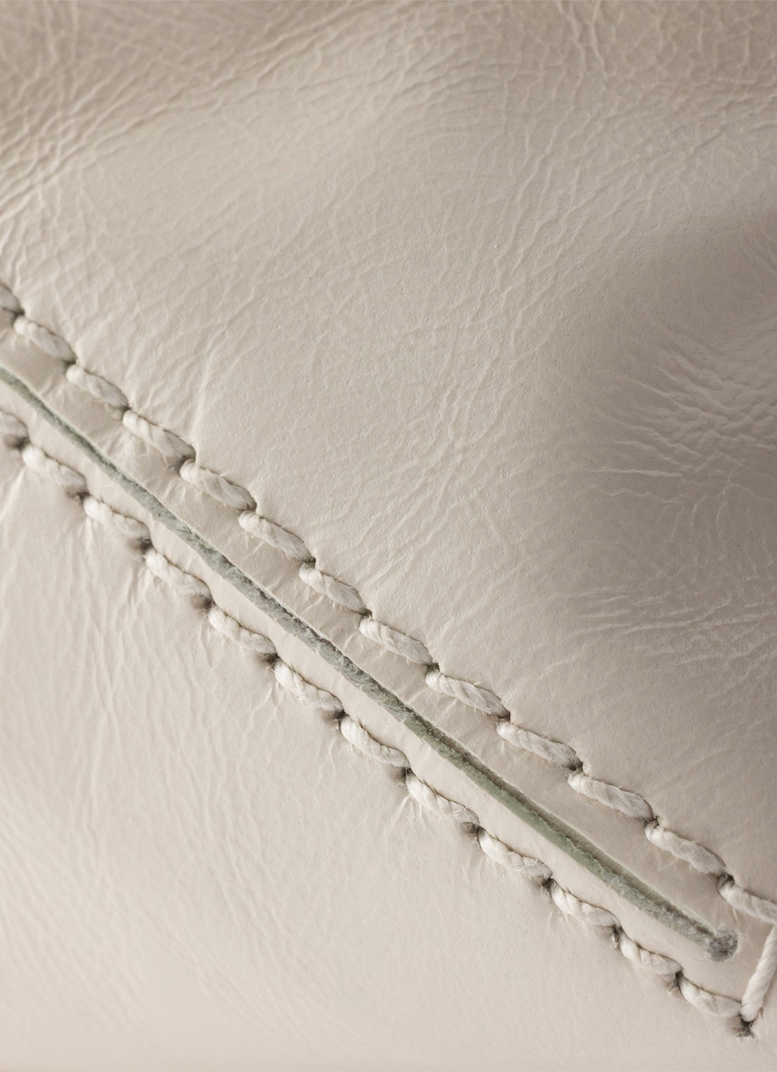 Prada Aimèe Medium schoudertas van leer - detail 4 wit