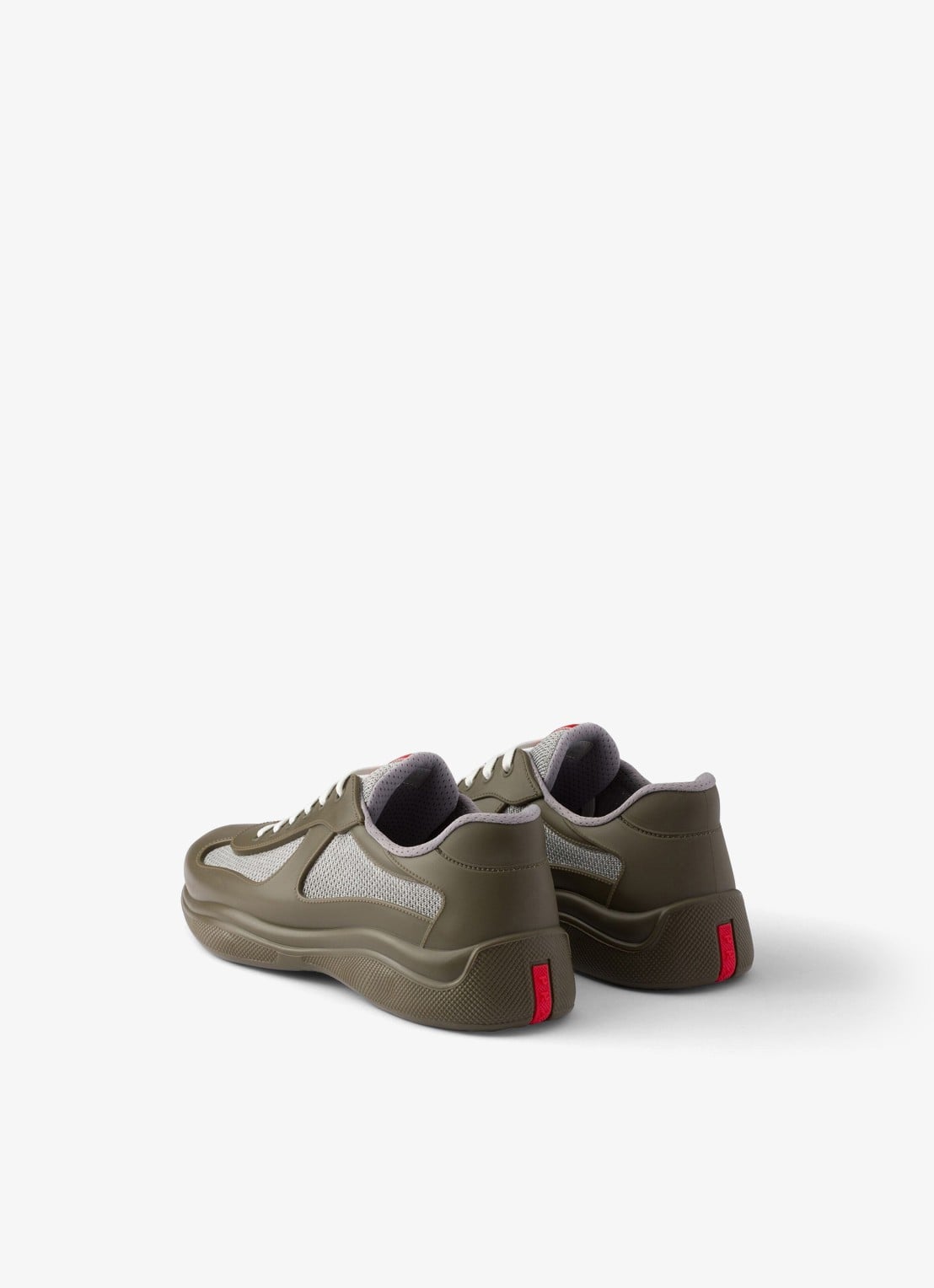 Prada America's Cup sneaker met mesh details - achterkant legergroen