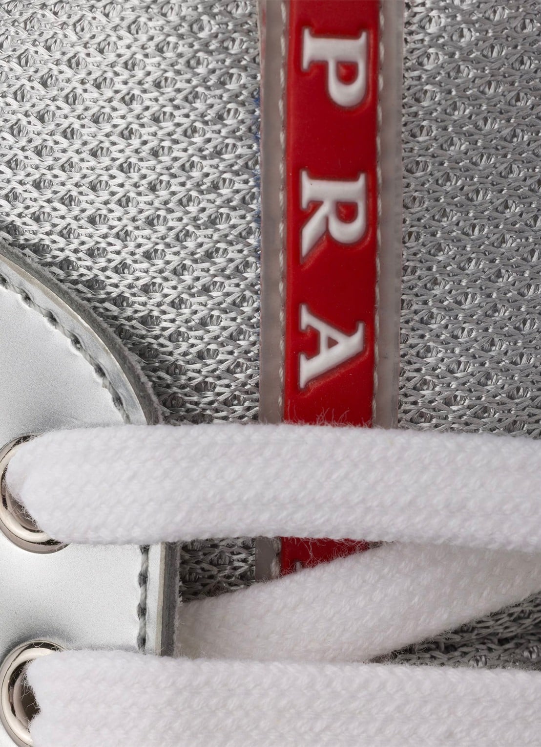 Prada America's Cup sneaker van mesh met metallic finish - detail 3 zilver