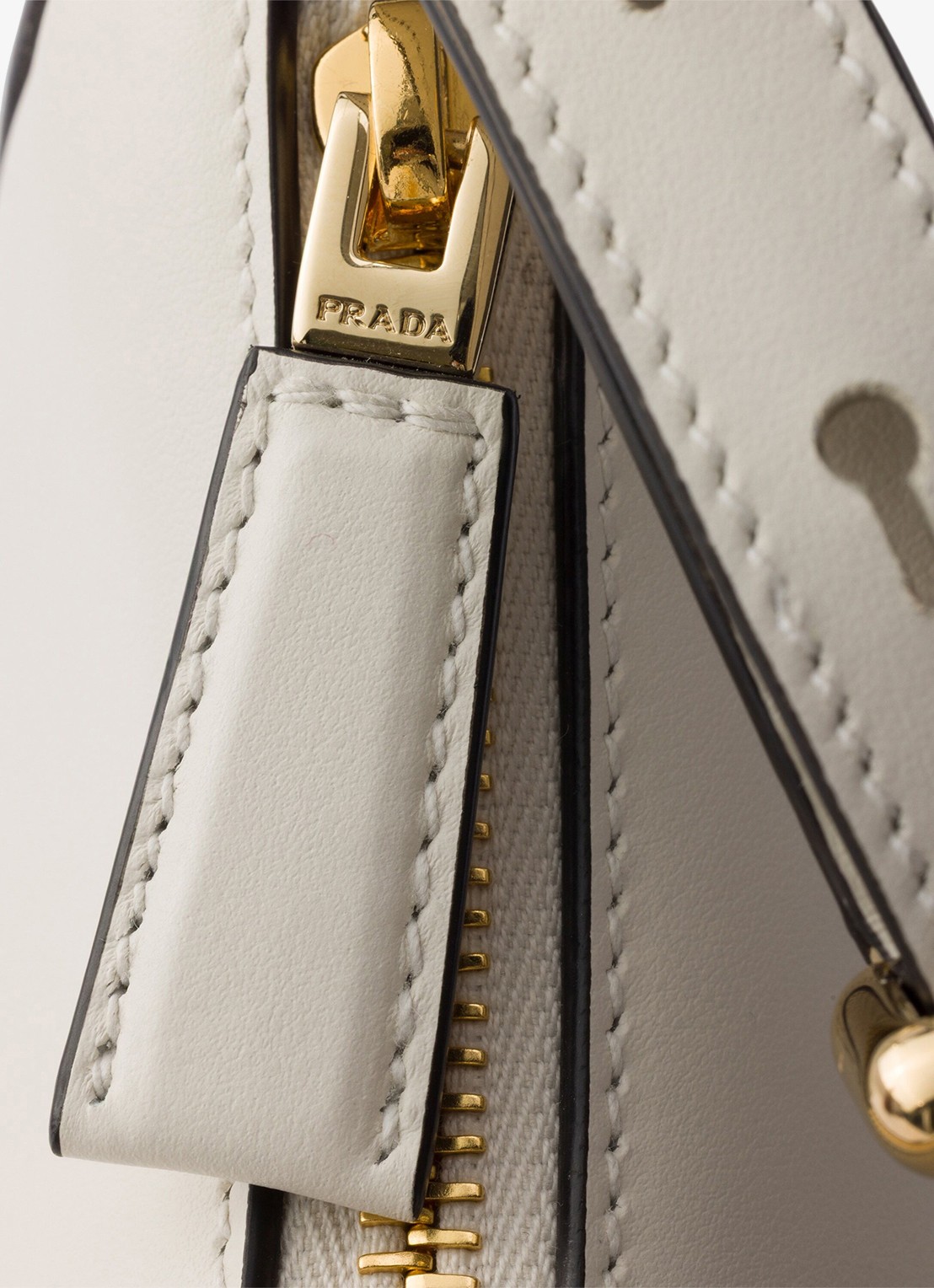 Prada Arqué Small schoudertas van kalfsleer - detail 6 wit