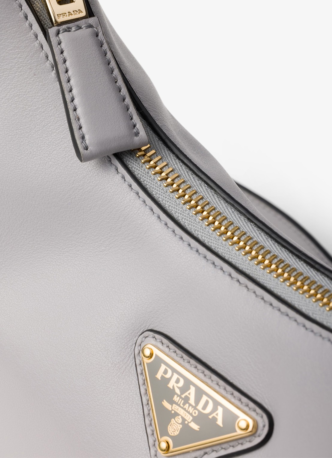 Prada Arqué Small schoudertas van leer - detail 5 grijs