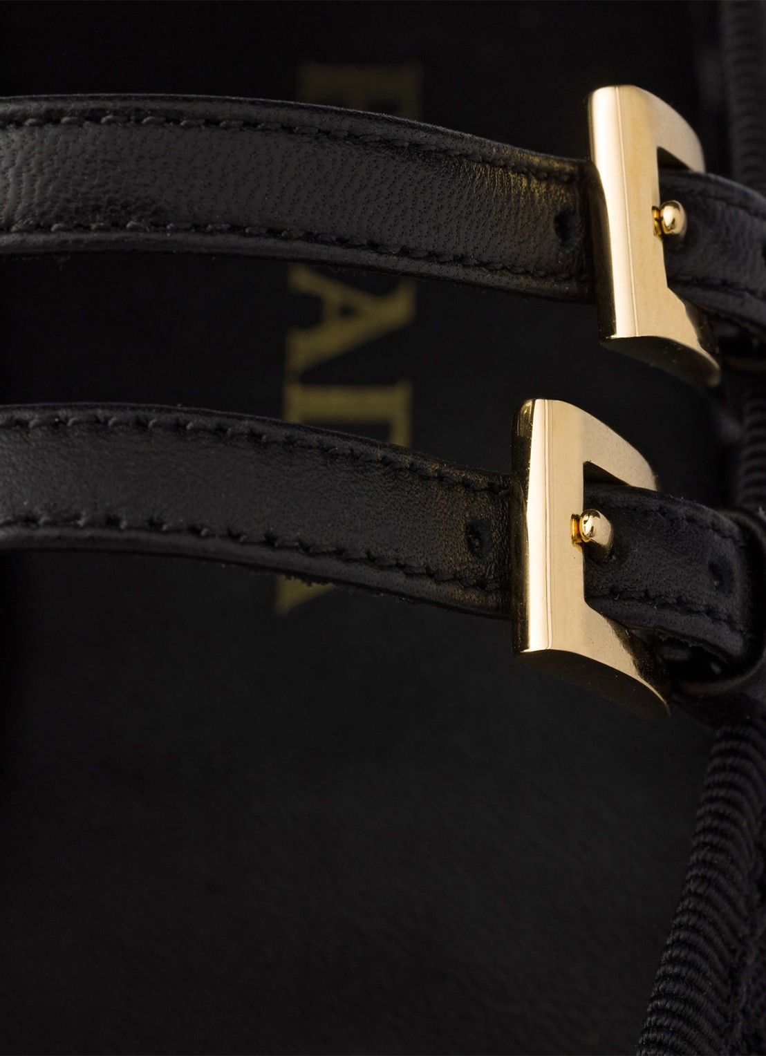 Prada Ballerina van mesh met leren details  - detail 6 zwart