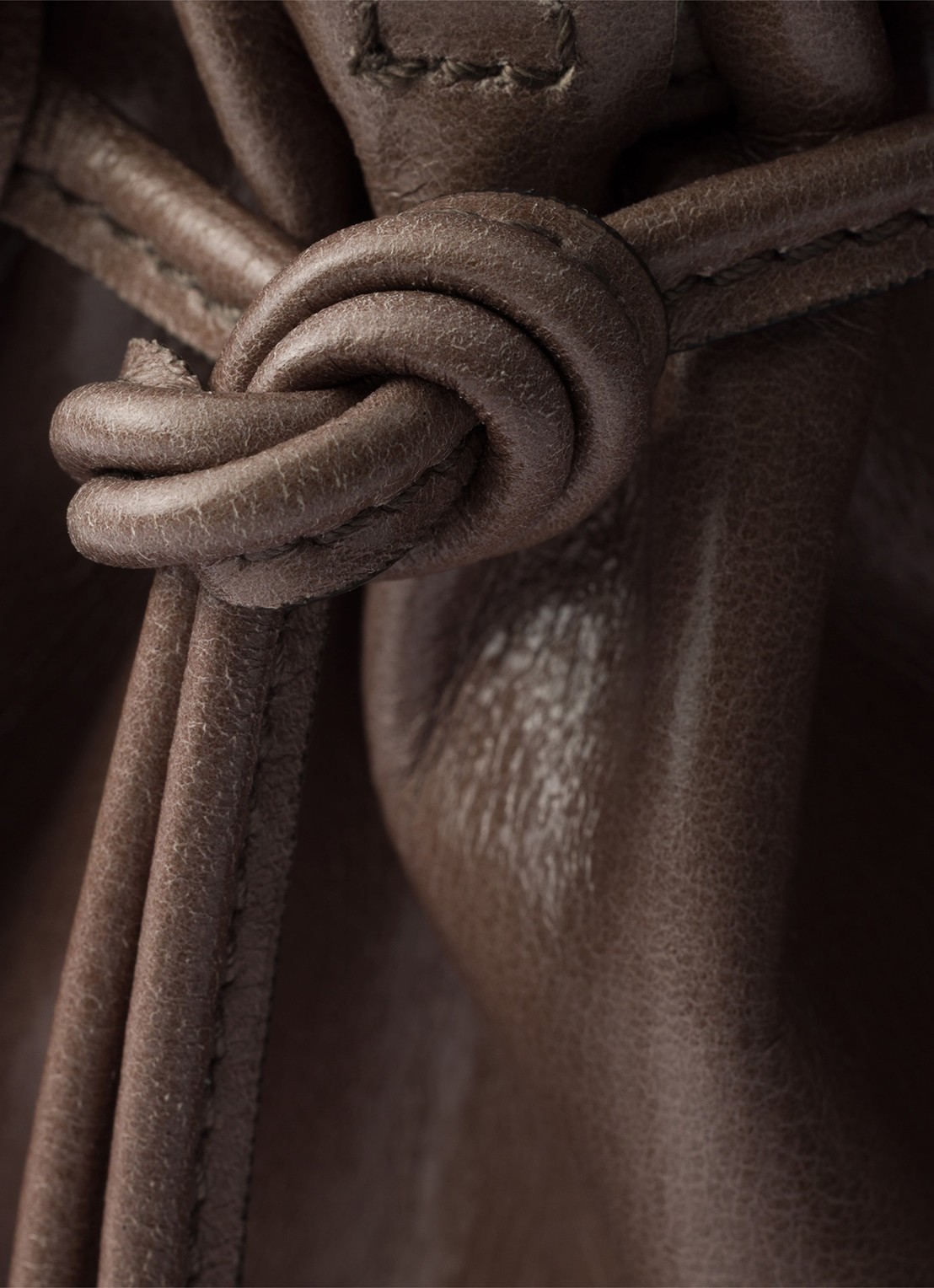 Prada Bonnie Large schoudertas van kalfsleer - detail 5 taupe
