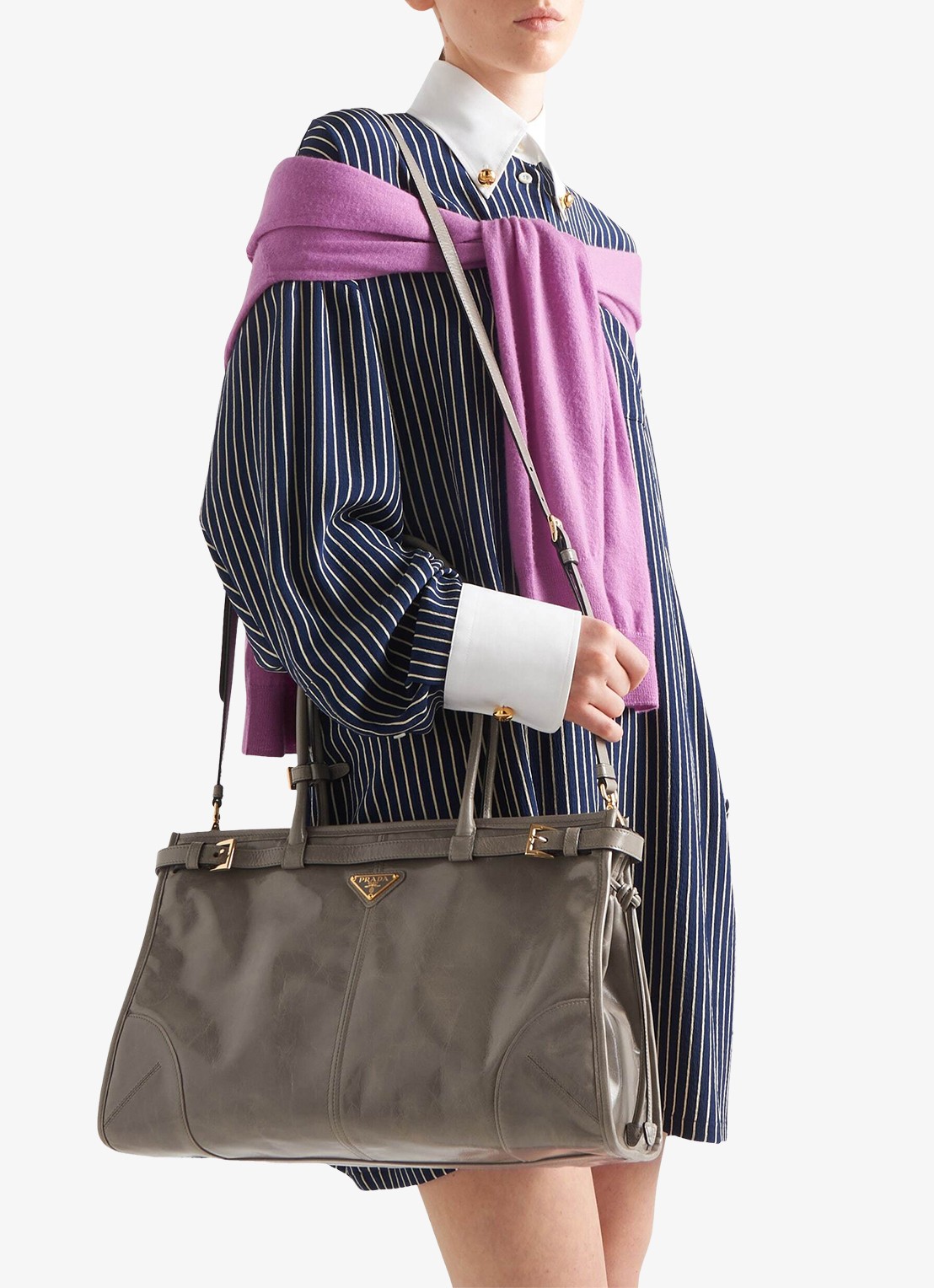 Prada Bonnie Large schoudertas van kalfsleer - voorkant 2 middengrijs