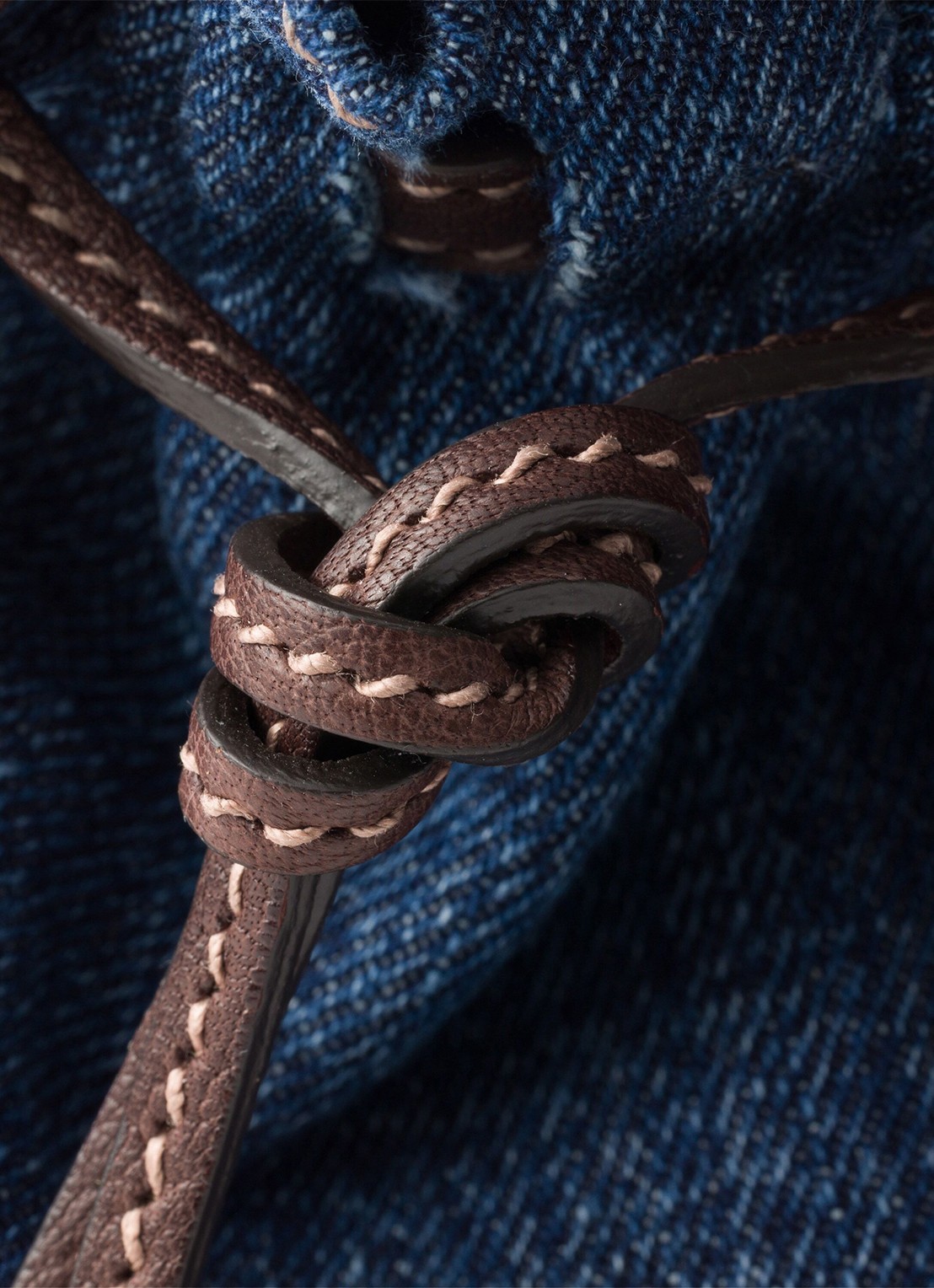 Prada Bonnie Medium schoudertas van denim met leren details - detail 3 indigo