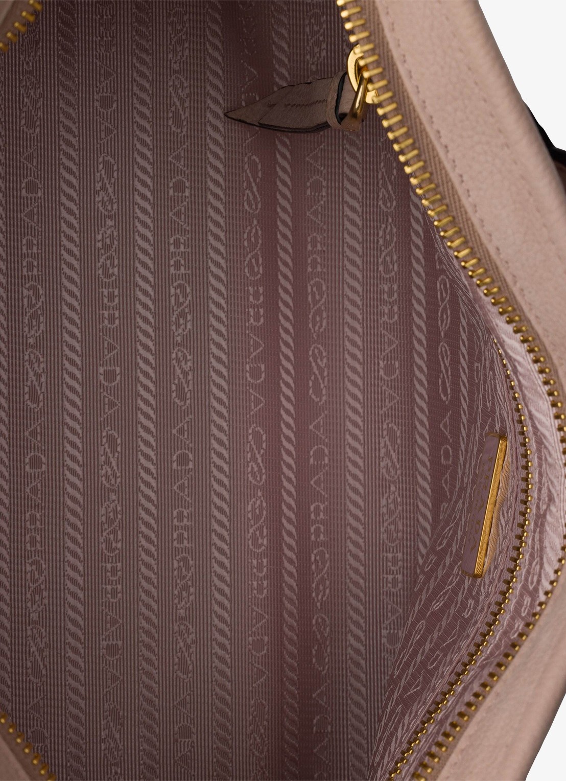 Prada Bonnie Medium schoudertas van nubuck - detail 4 oudroze