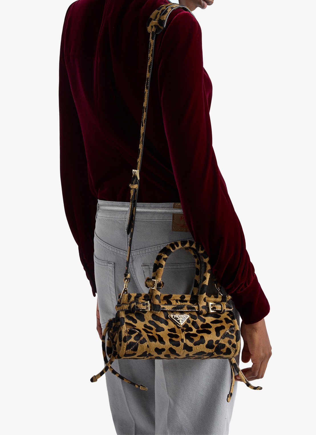 Prada Bonnie Mini handtas van kalfsleer met ponyhair - detail gebroken wit