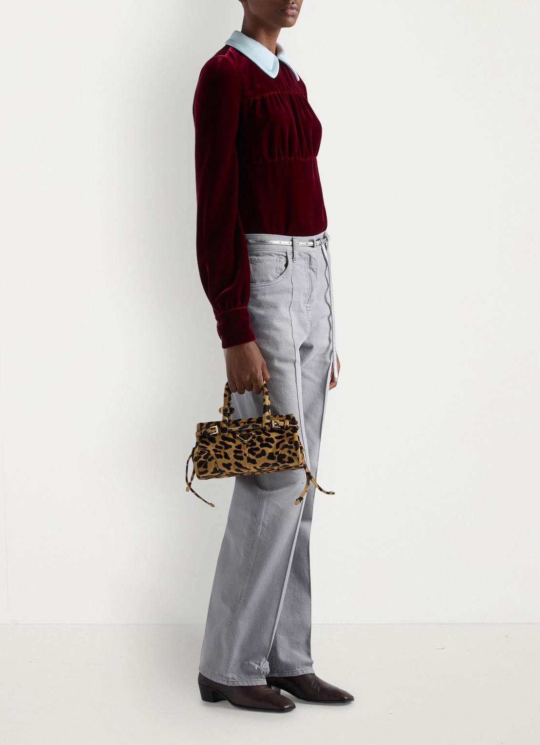Prada Bonnie Mini handtas van kalfsleer met ponyhair - voorkant 7 gebroken wit