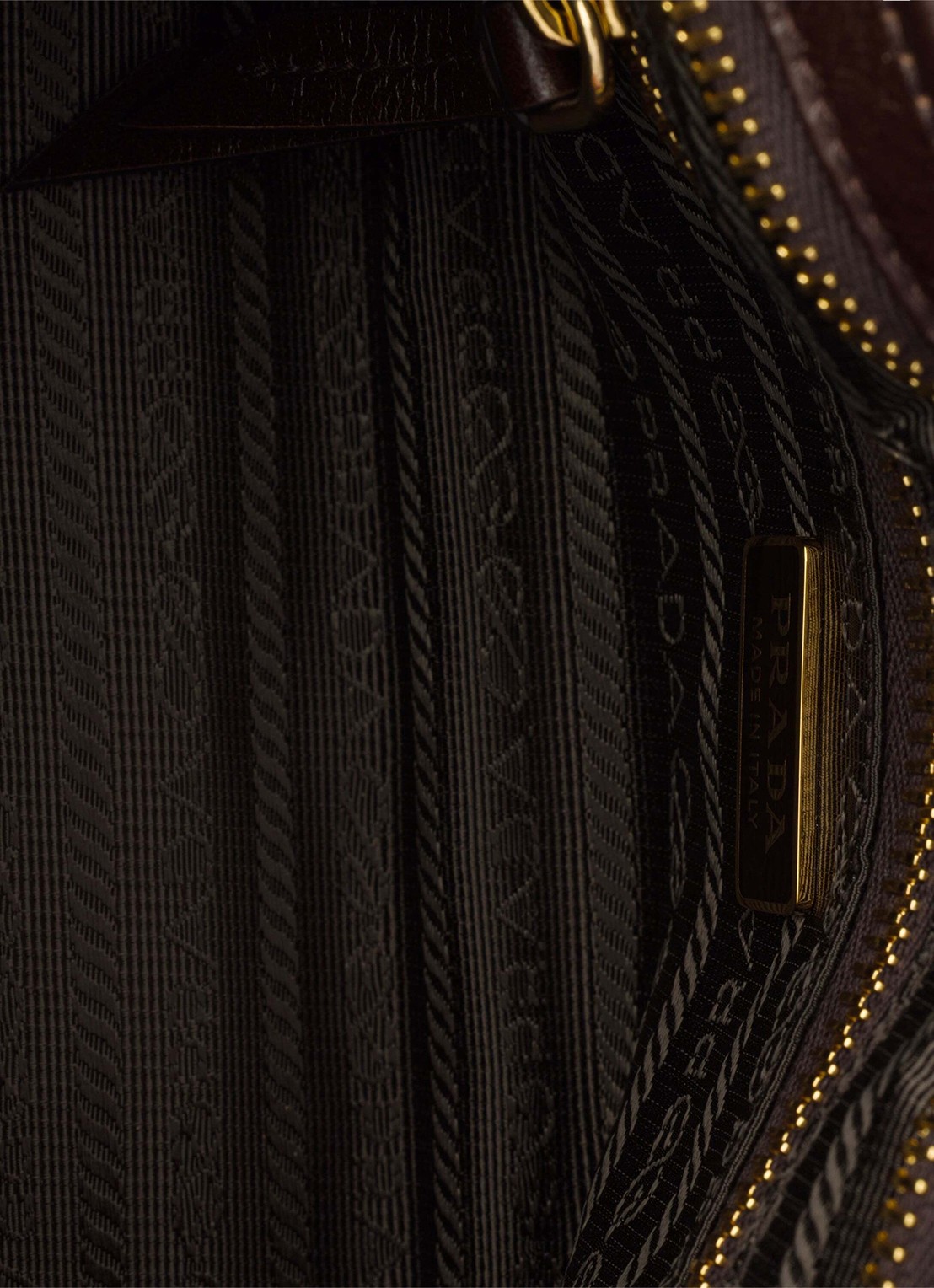 Prada Bonnie Mini handtas van kalfsleer - detail 2 donkerbruin