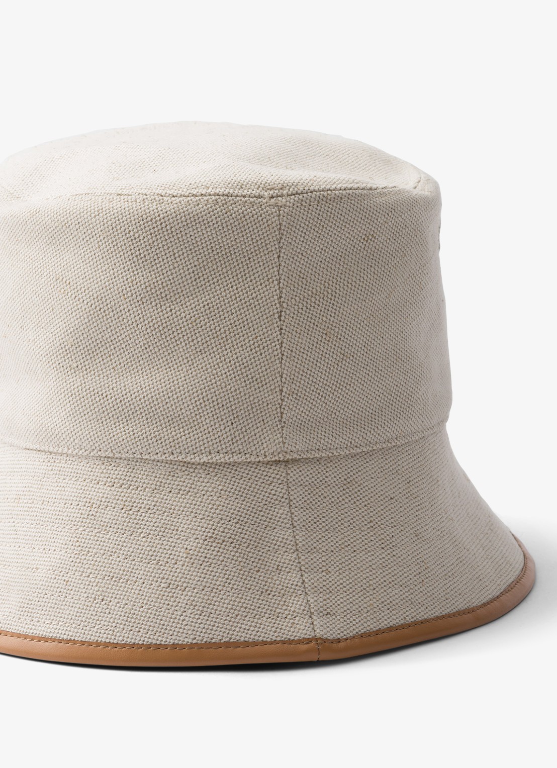 Prada Bucket hoed met logo en leren details - detail 2 gebroken wit