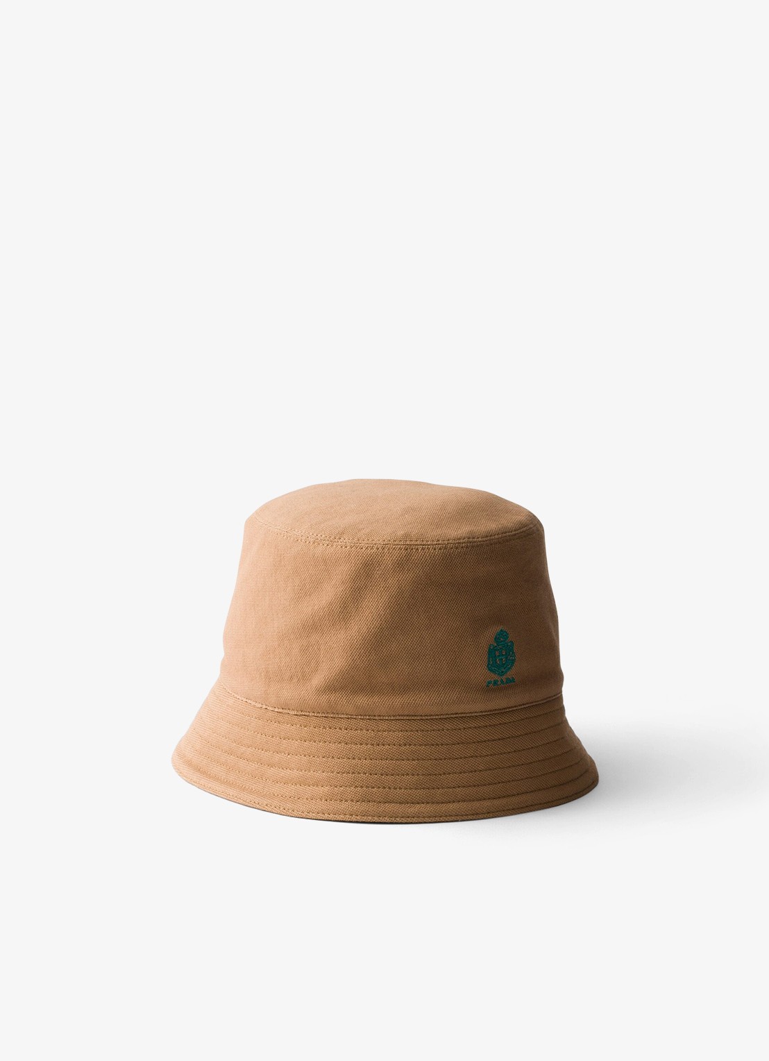 Prada Bucket hoed met logoborduring - voorkant 2 camel