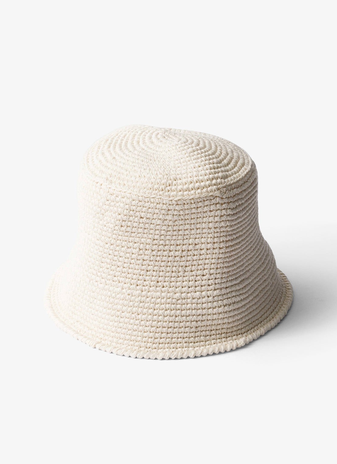 Prada Bucket hoed van crochet met logo - detail gebroken wit