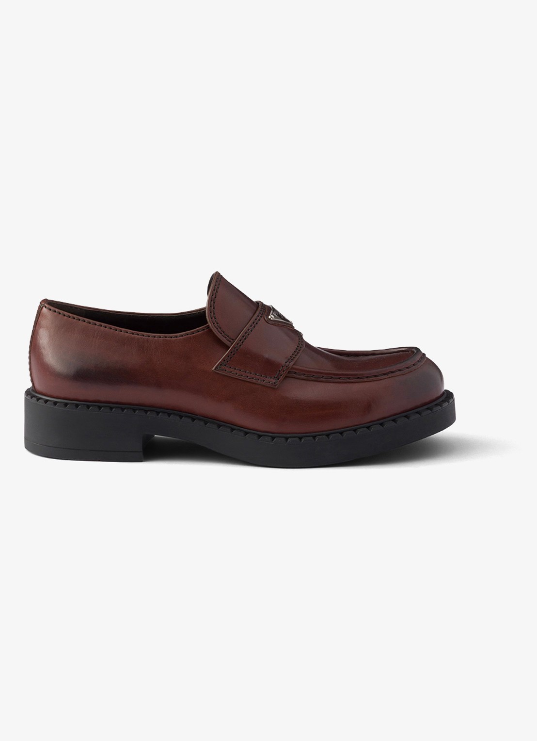 Prada Chocolate loafer van kalfsleer - voorkant 6 bruin