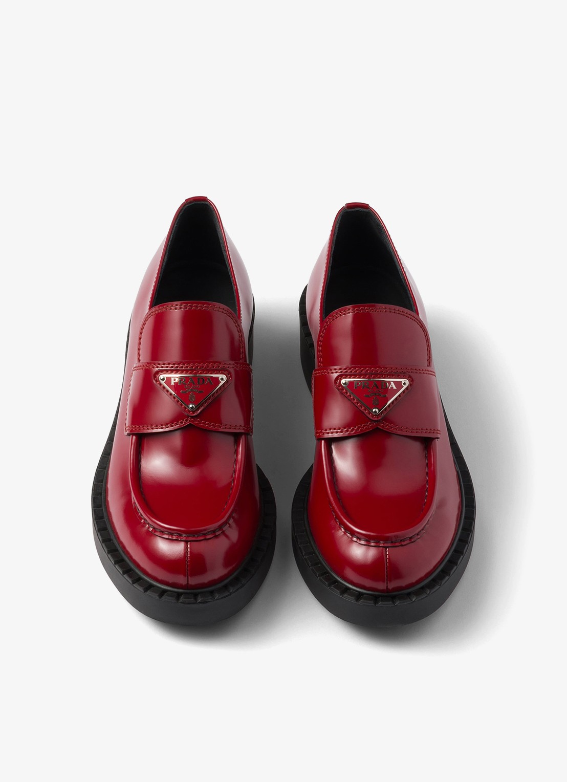 Prada Chocolate loafer van leer met logo  - detail 5 rood
