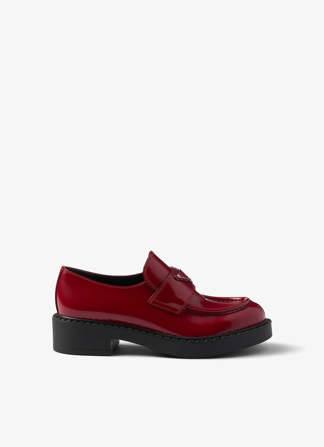 Prada Chocolate loafer van leer met logo  - voorkant rood