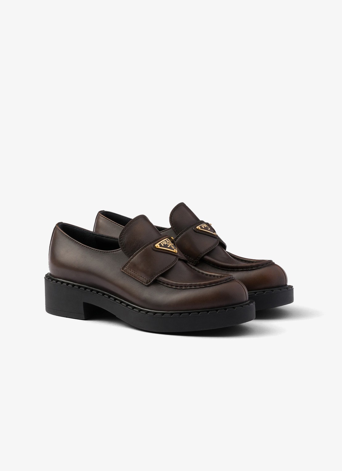 Prada Chocolate loafer van leer - voorkant donkerbruin