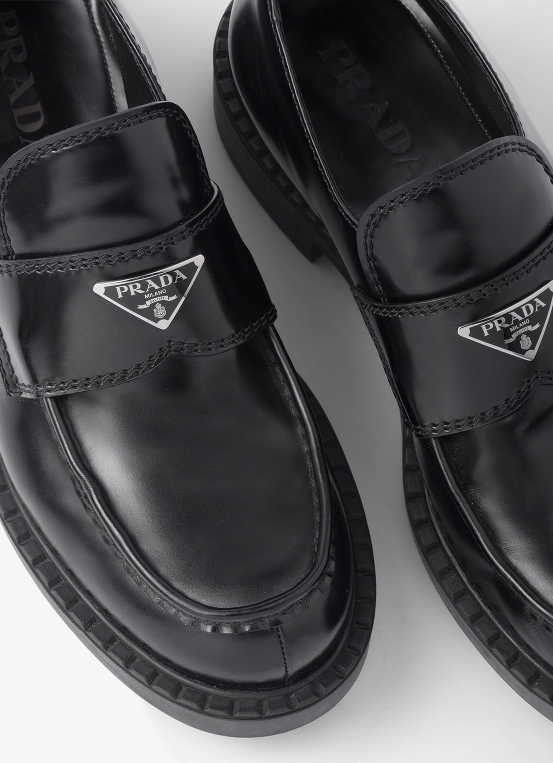 Prada Chocolate loafer van leer - detail 3 zwart