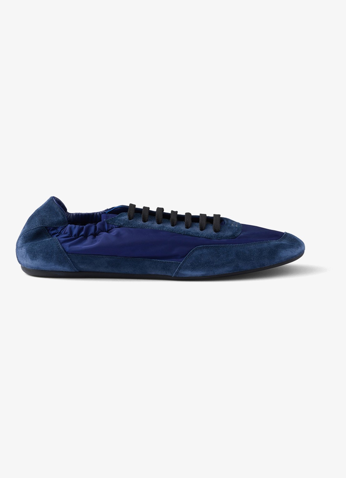 Prada Collapse Re-Nylon sneaker met suède details - voorkant 6 donkerblauw