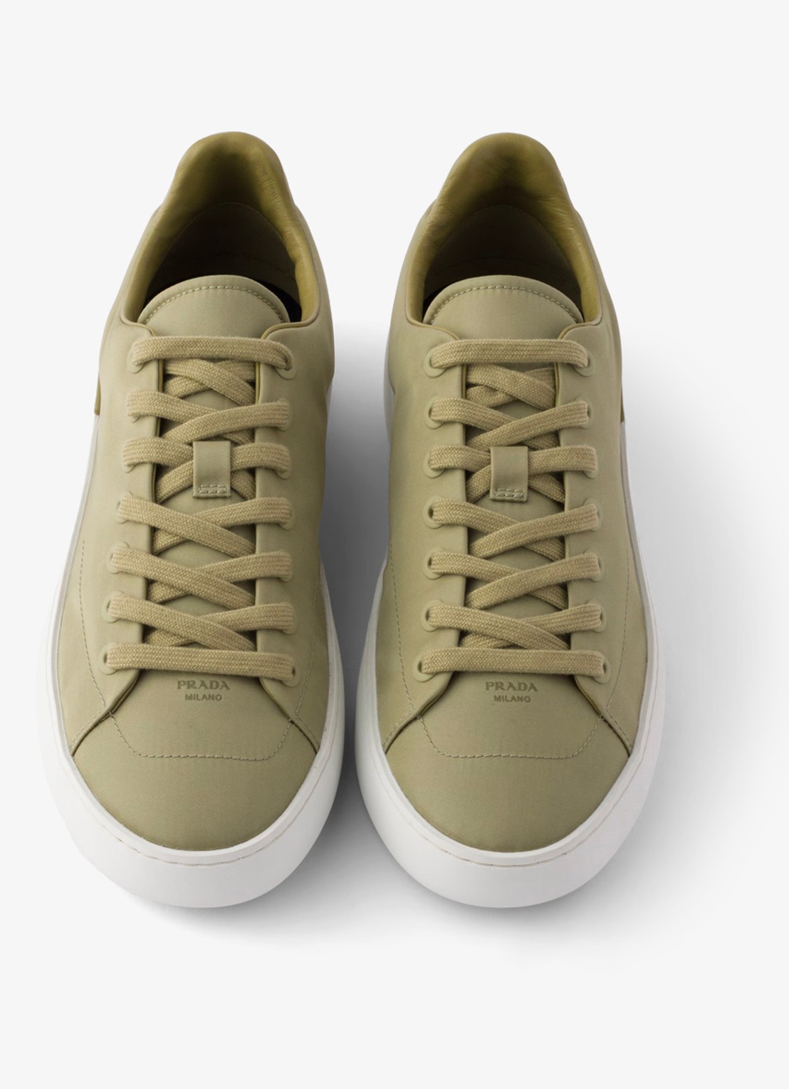 Prada Court Re-Nylon sneaker met logo - detail groen