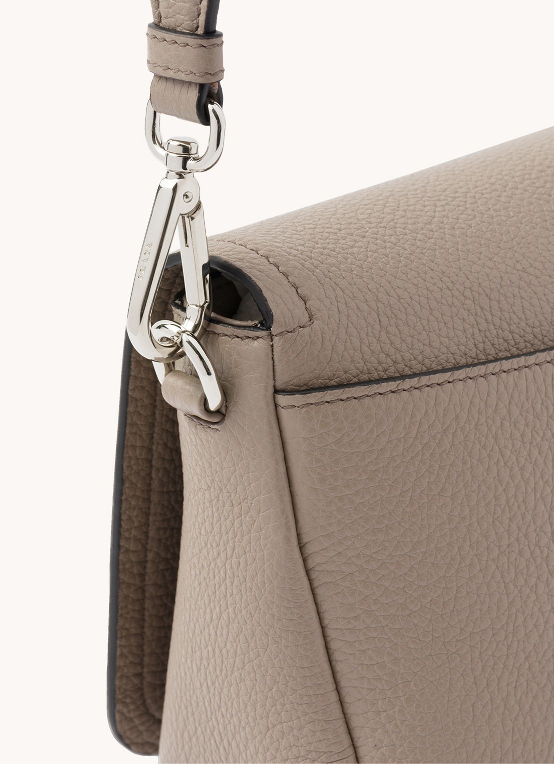 Prada Crossbodytas van kalfsleer - detail 7 zand