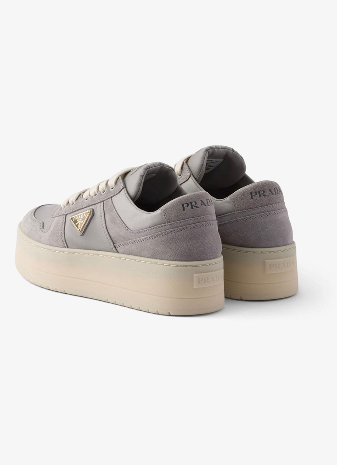 Prada Downtown Bold Re-Nylon sneaker met suède details - achterkant 5 grijs