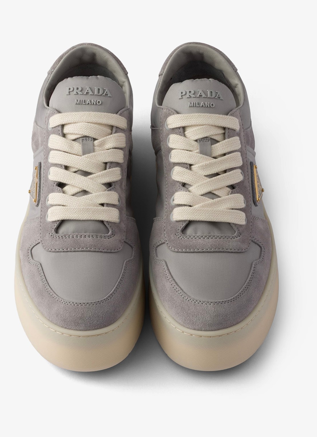 Prada Downtown Bold Re-Nylon sneaker met suède details - detail 3 grijs