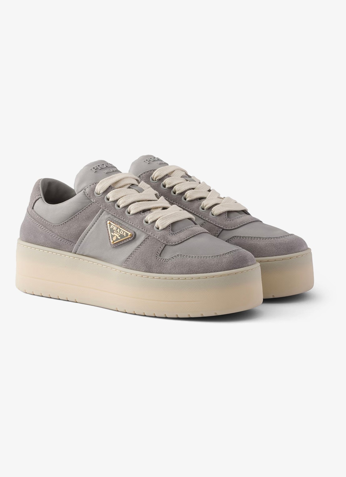 Prada Downtown Bold Re-Nylon sneaker met suède details - voorkant 2 grijs