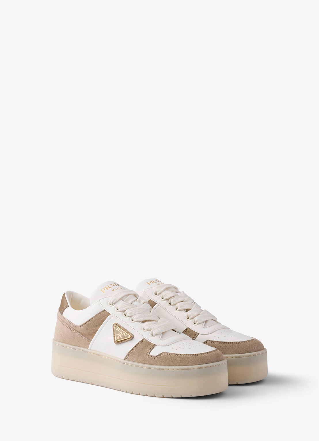 Prada Downtown Bold sneaker van lamsleer met sùede details - voorkant 2 beige