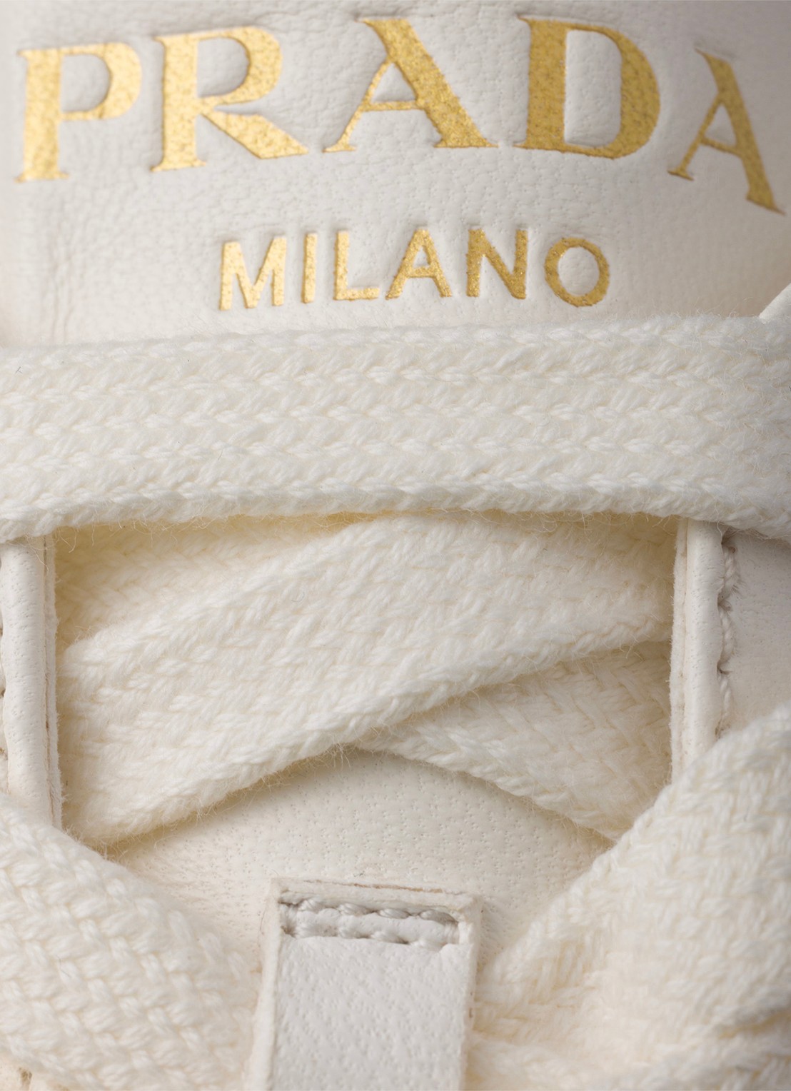 Prada Downtown Bold sneaker van lamsleer met sùede details - detail 4 bruin