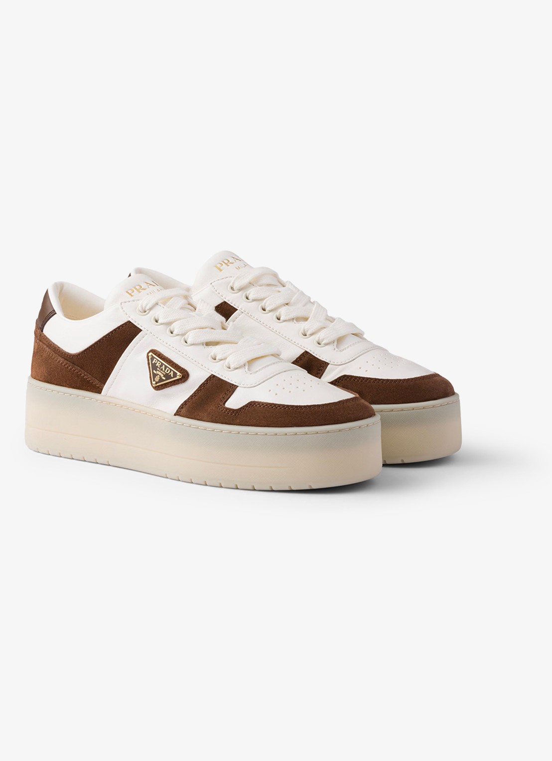 Prada Downtown Bold sneaker van lamsleer met sùede details - voorkant 2 bruin