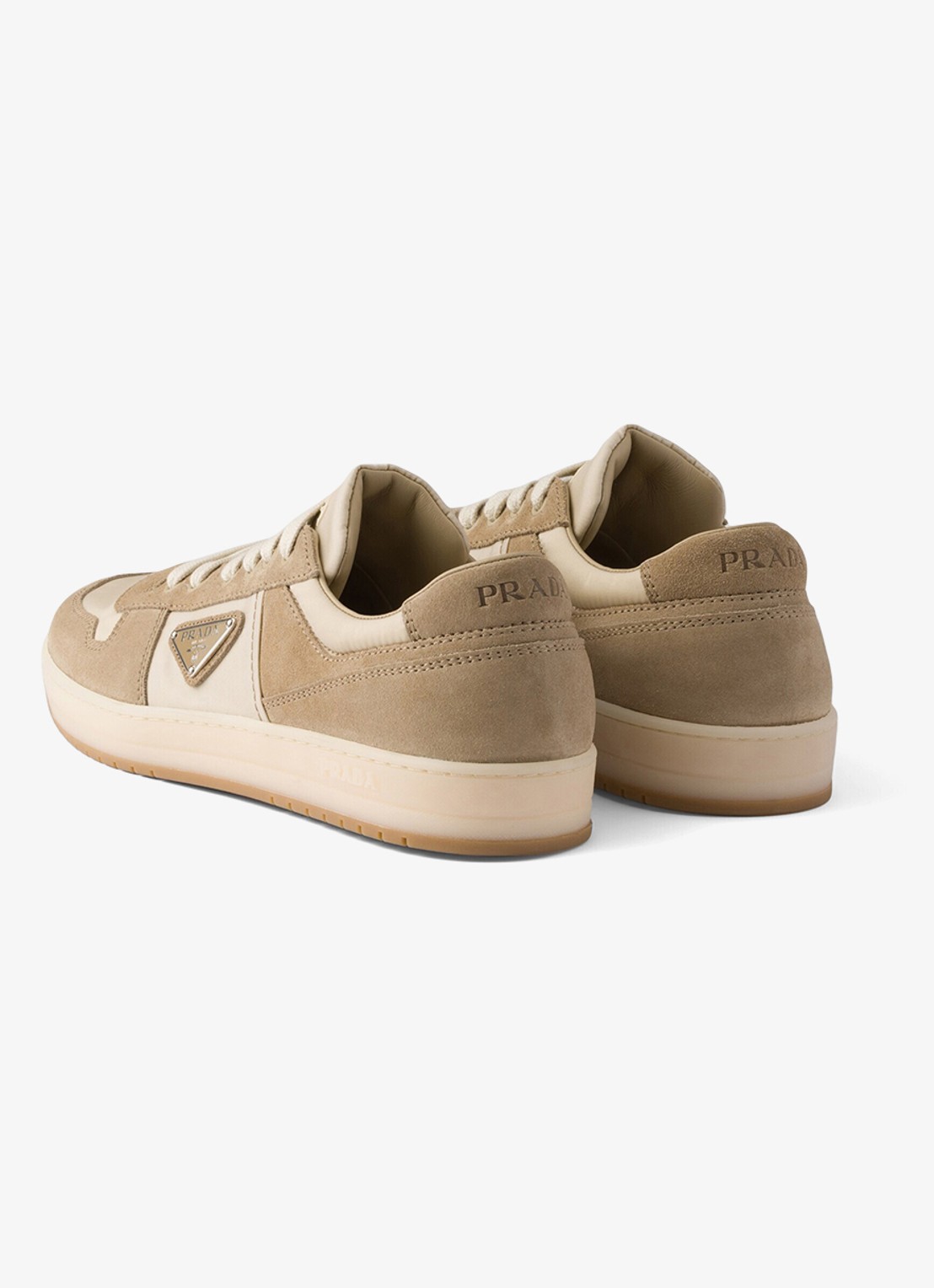 Prada Downtown Re-Nylon sneaker met suède details - achterkant 6 beige
