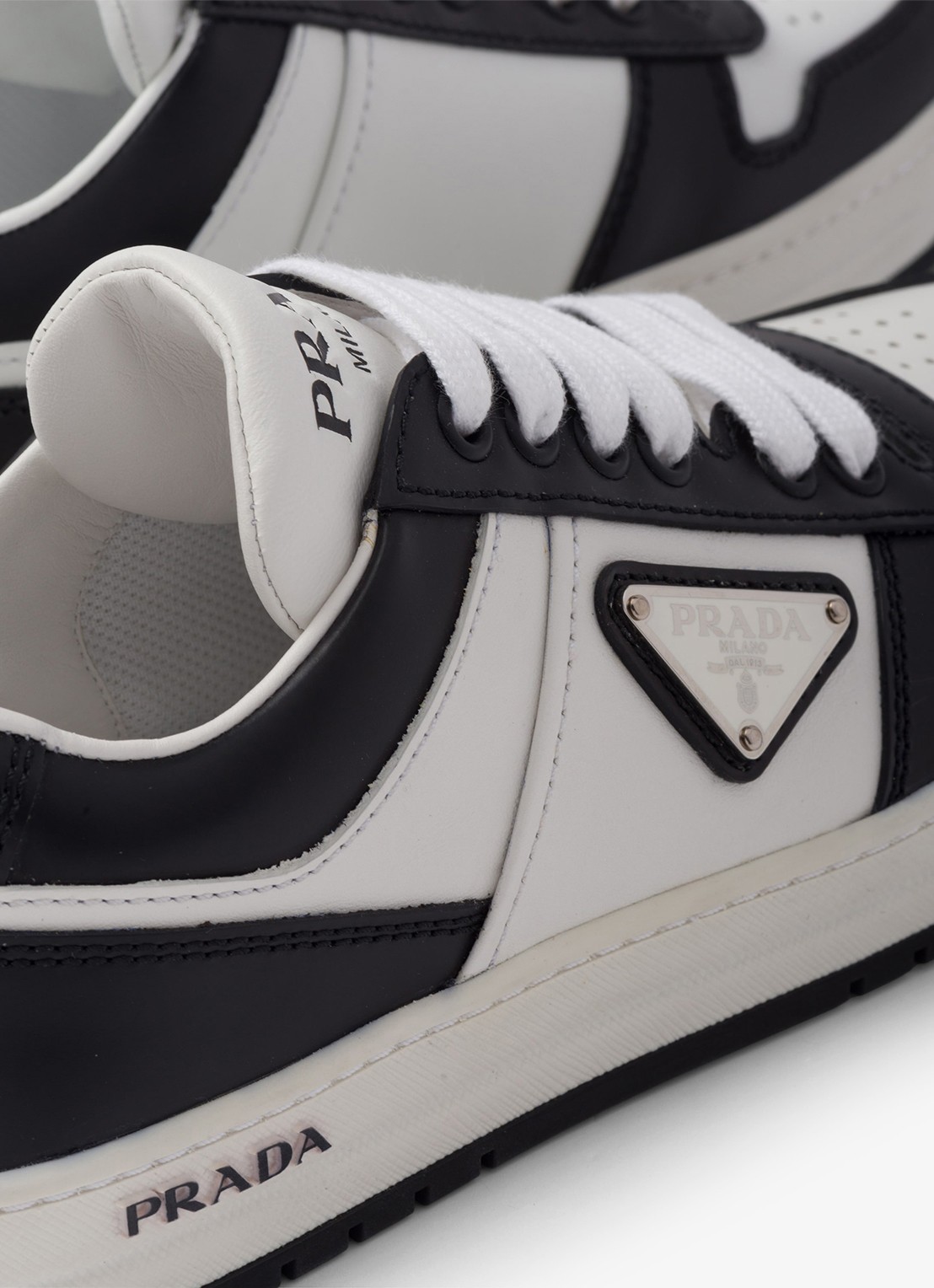 Prada Downtown sneaker van leer - detail 5 zwart