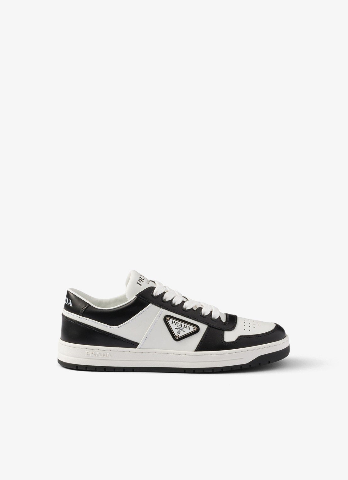 Prada Downtown sneaker van leer - voorkant 3 zwart