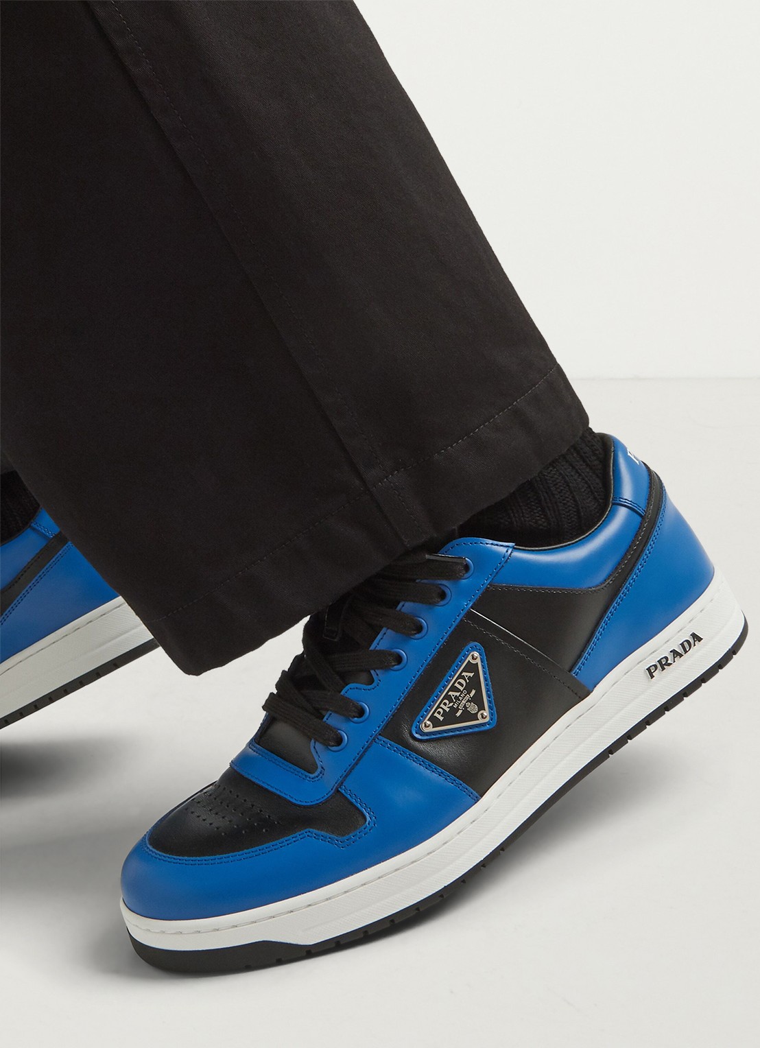 Prada Downtown sneaker van leer - achterkant 3 blauw