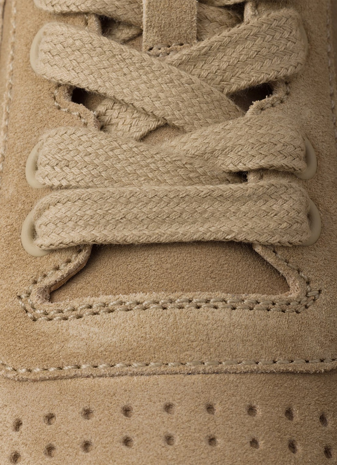 Prada Downtown sneaker van suède met logo - detail 5 beige