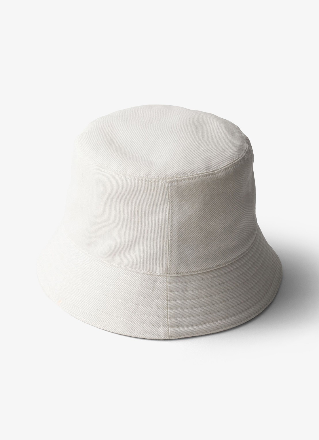 Prada Drill bucket hoed met logoborduring - voorkant 2 wit