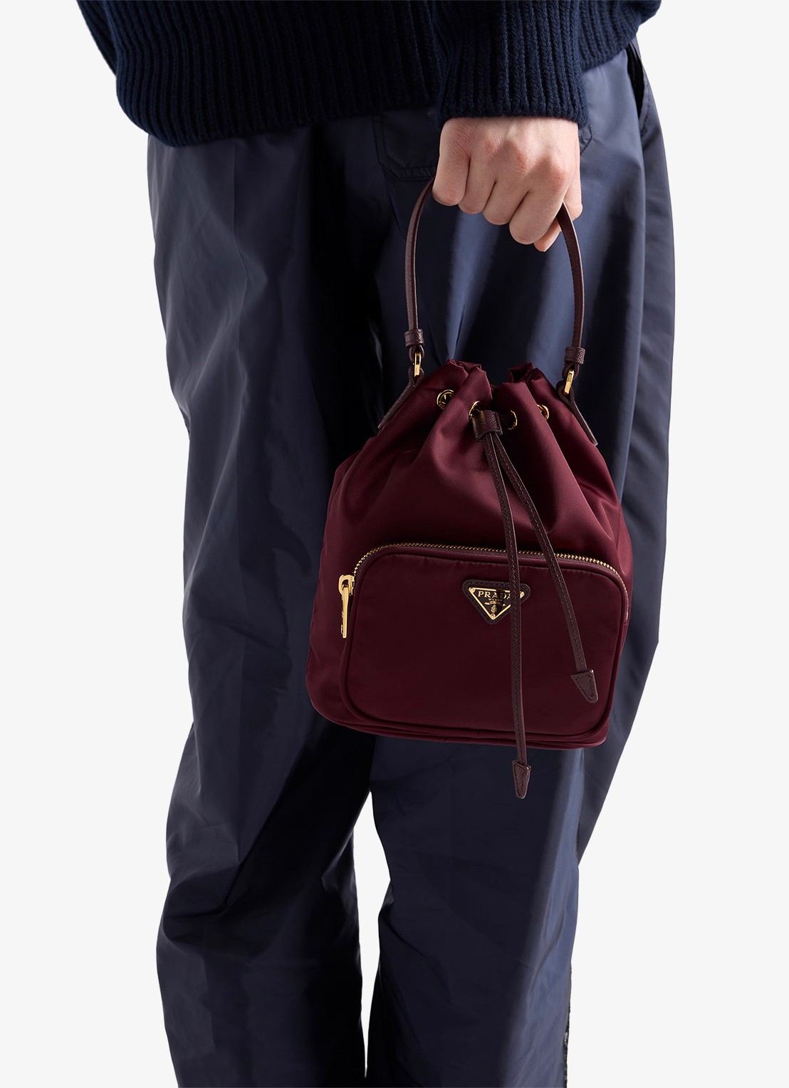 Prada Duet Re-Nylon handtas met leren details - voorkant 2 bordeauxrood