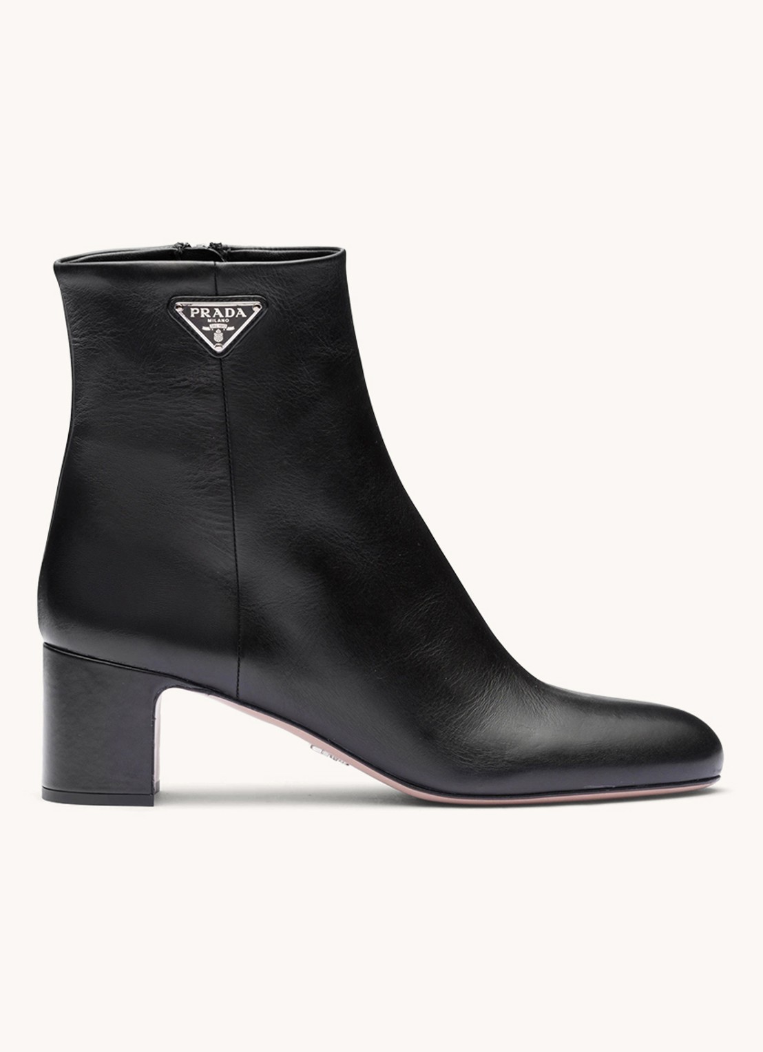 Prada Enkellaars van leer met logo - voorkant 2 zwart