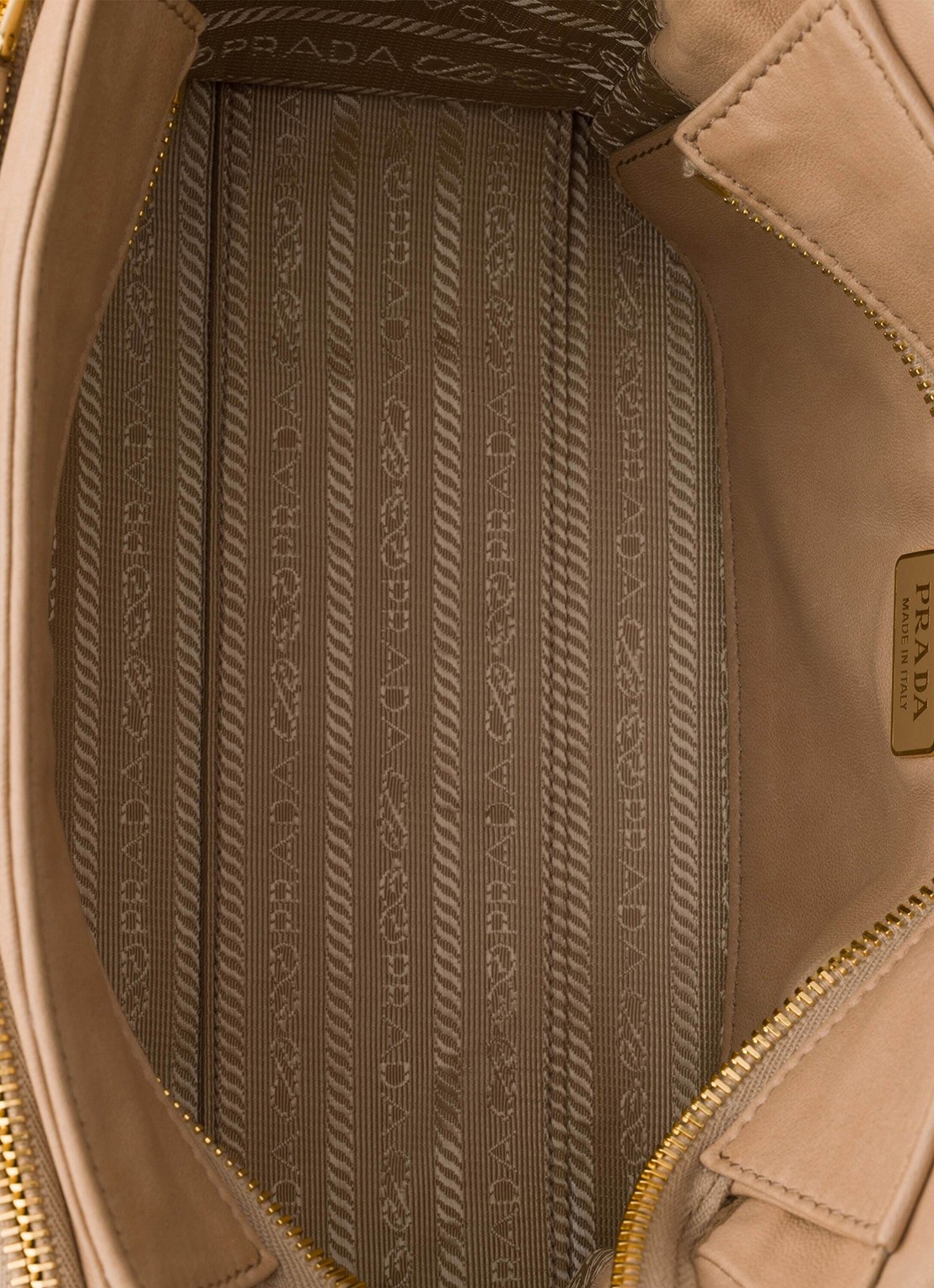 Prada Explore Medium schoudertas van lamsleer - detail 3 beige