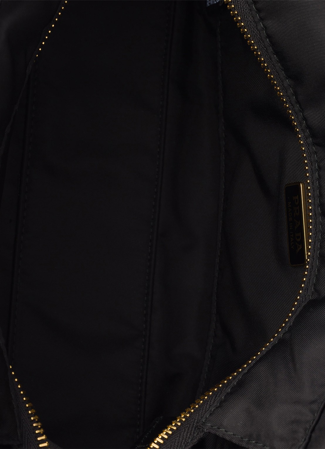 Prada Explore Re-Nylon Medium schoudertas met leren details - detail 5 zwart
