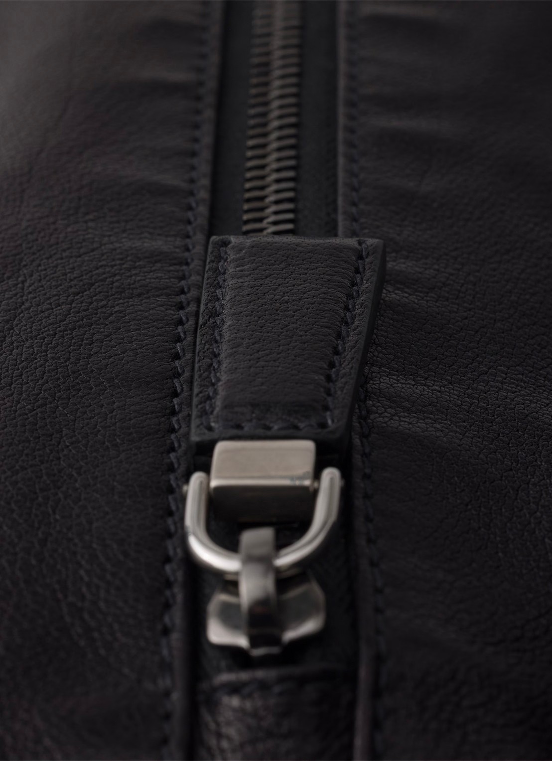 Prada Explore schoudertas van leer - detail 4 zwart