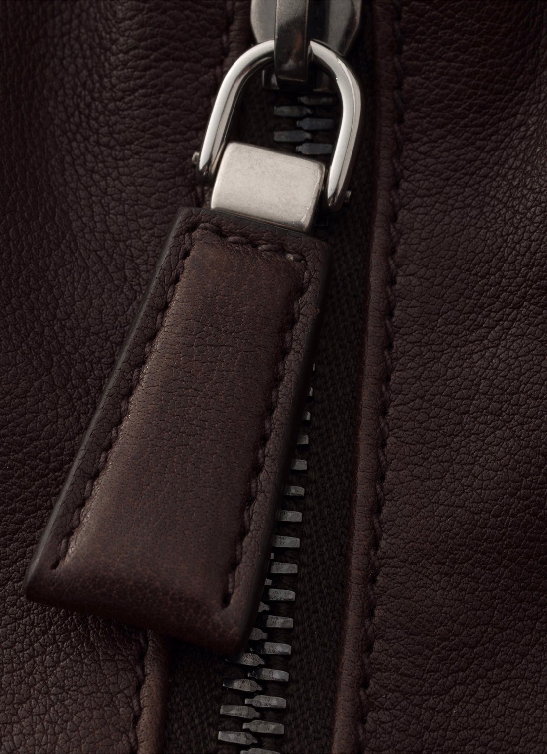Prada Explore schoudertas van leer - detail bruin