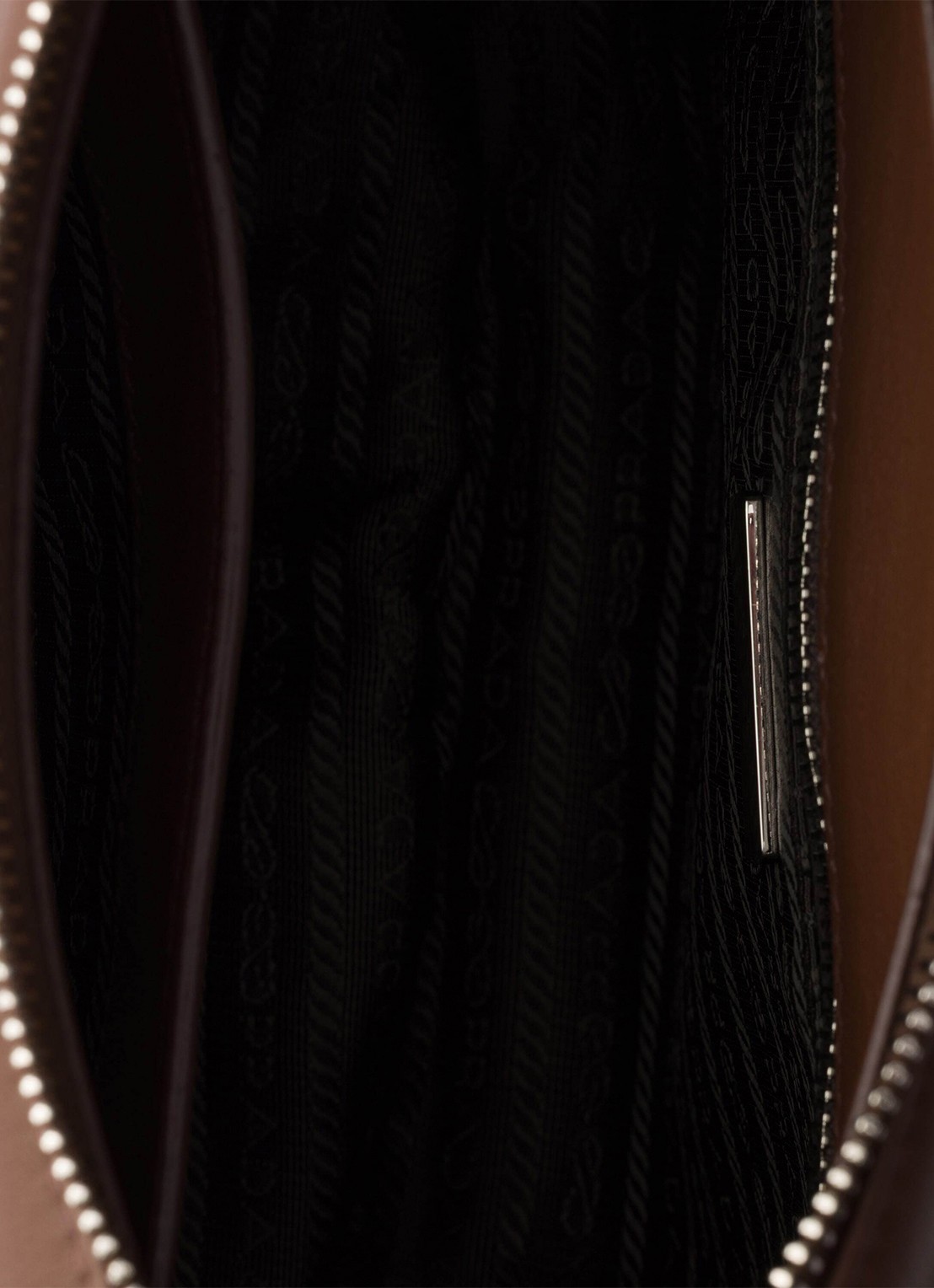 Prada Fold Large schoudertas van kalfsleer - detail 4 bruin
